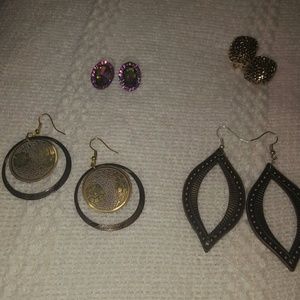 4 Earrings